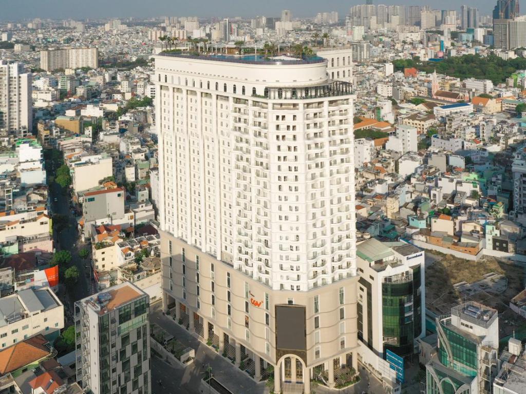 Best Infinity Pool Hotels in Ho Chi Minh City: 5 Rooftop Stays for 2026